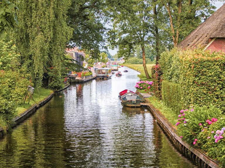 Lees meer over het artikel Dagje varen in Nederland: de 5 mooiste plekken!