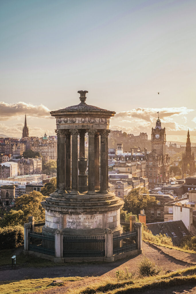 Uitzicht vanaf Calton Hill over de stad