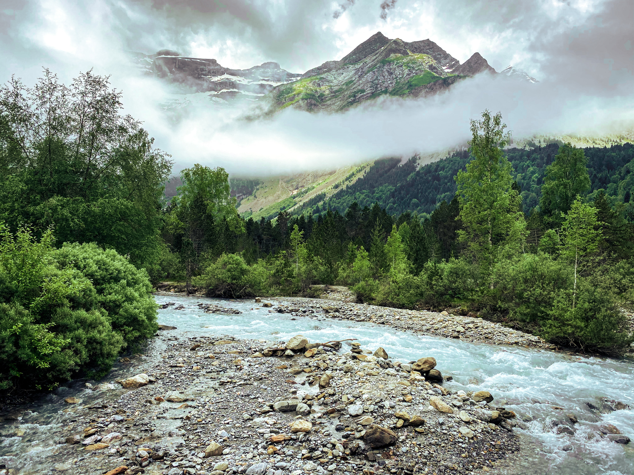 Het prachtige Gavarnie in Nationale Park de Pyreneeën